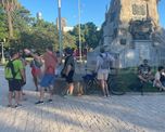 Inquilinos autoconvocados adelantaron que realizarán una volanteada en la Peatonal San Martín. Inquilinos autoconvocados adelantaron que realizarán una volanteada en la Peatonal San Martín.