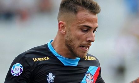 Ezequiel Piovi será jugador de la Liga de Quito luego de que Independiente desestimara negociar por sus servicios. Ezequiel Piovi será jugador de la Liga de Quito luego de que Independiente desestimara negociar por sus servicios.