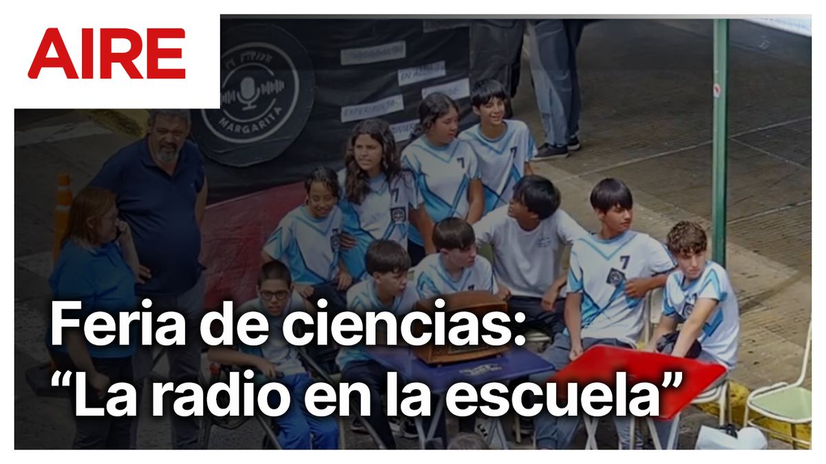 Una escuela de Coronda revoluciona con su primera radio en la Feria de Ciencias