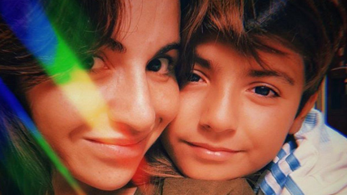 Gianinna Maradona siempre se muestra orgullosa de su hijo. En esta ocasión expresó lo que siente tras su decisión de probarse en las inferiores de Tigre.