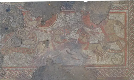 Encuentran un mosaico romano excepcional en una granja del Reino Unido Encuentran un mosaico romano excepcional en una granja del Reino Unido