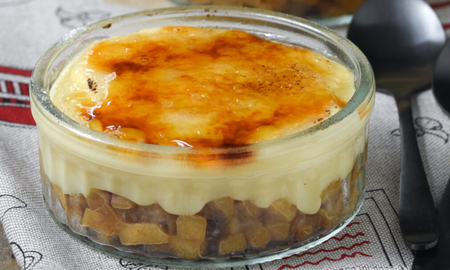 Crème brûlée de manzana: la receta fácil y deliciosa para sorprender a todos Crème brûlée de manzana: la receta fácil y deliciosa para sorprender a todos