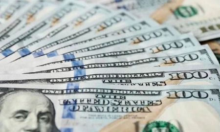 El BCRA convalida devaluaciones diarias y el dólar arranca la jornada estable en los bancos. El BCRA convalida devaluaciones diarias y el dólar arranca la jornada estable en los bancos.