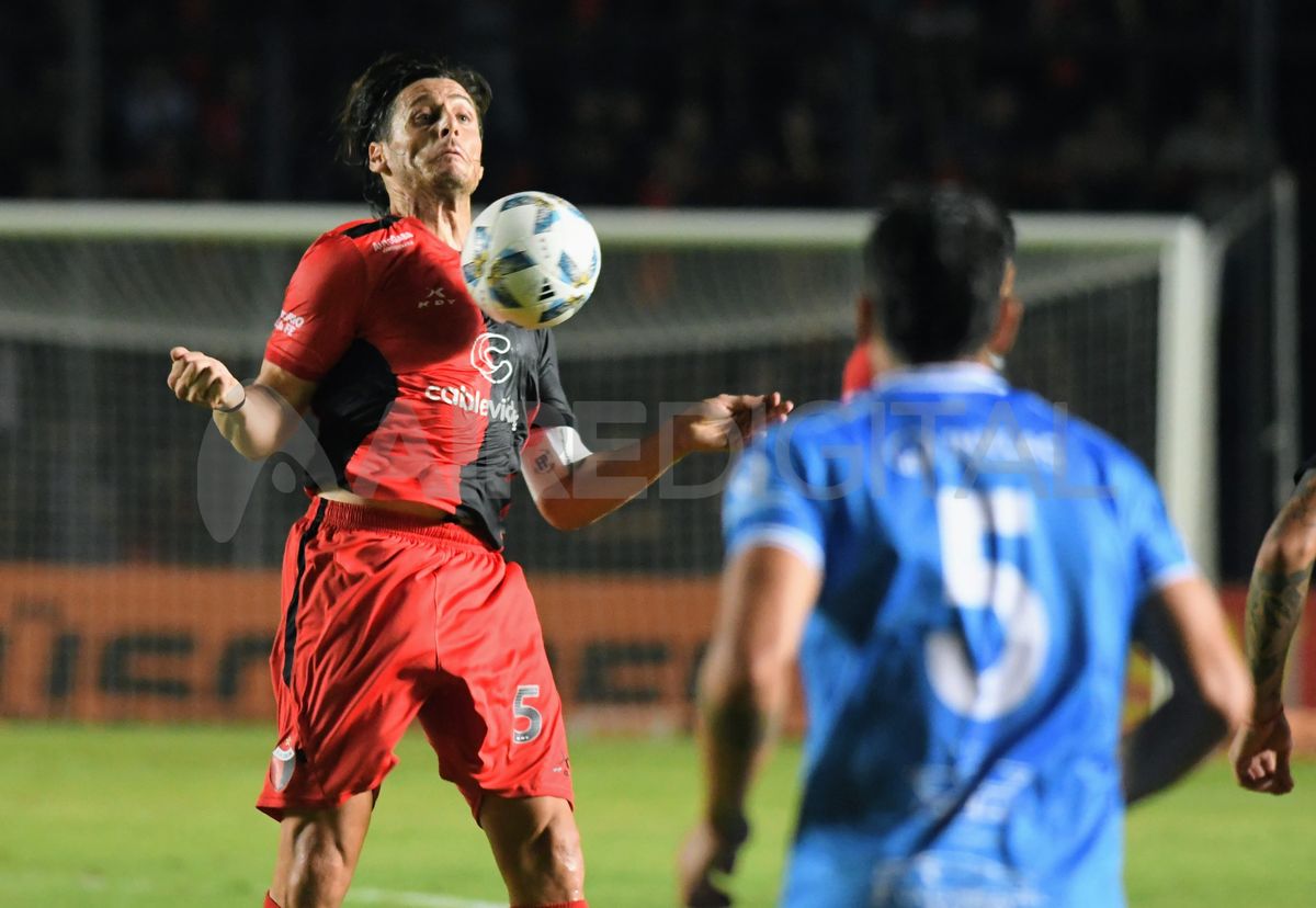 Colón probará hoy con el equipo titular para jugar con Chaco For Ever en la Primera Nacional.