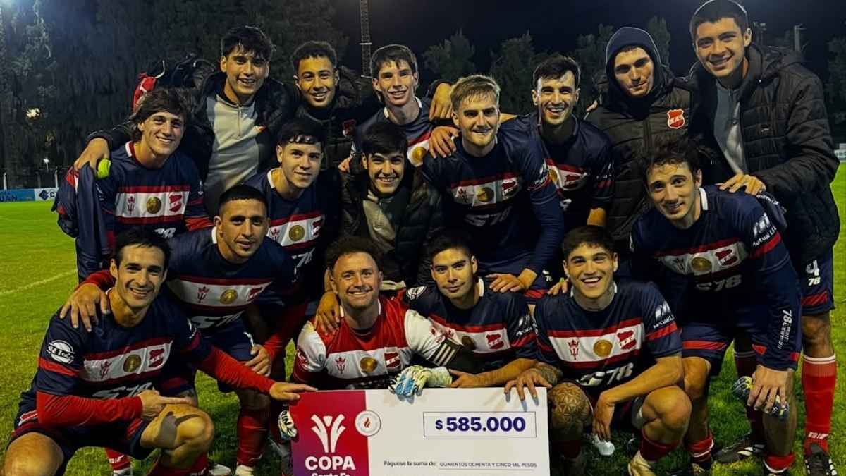 Independiente de Bigand ganó y clasificó a la segunda ronda de Copa Santa Fe de fútbol masculino. Foto: Prensa Independiente.