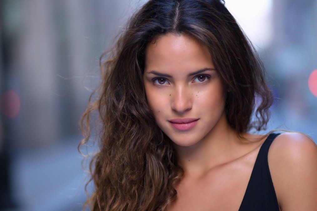 Adria Arjona&nbsp;