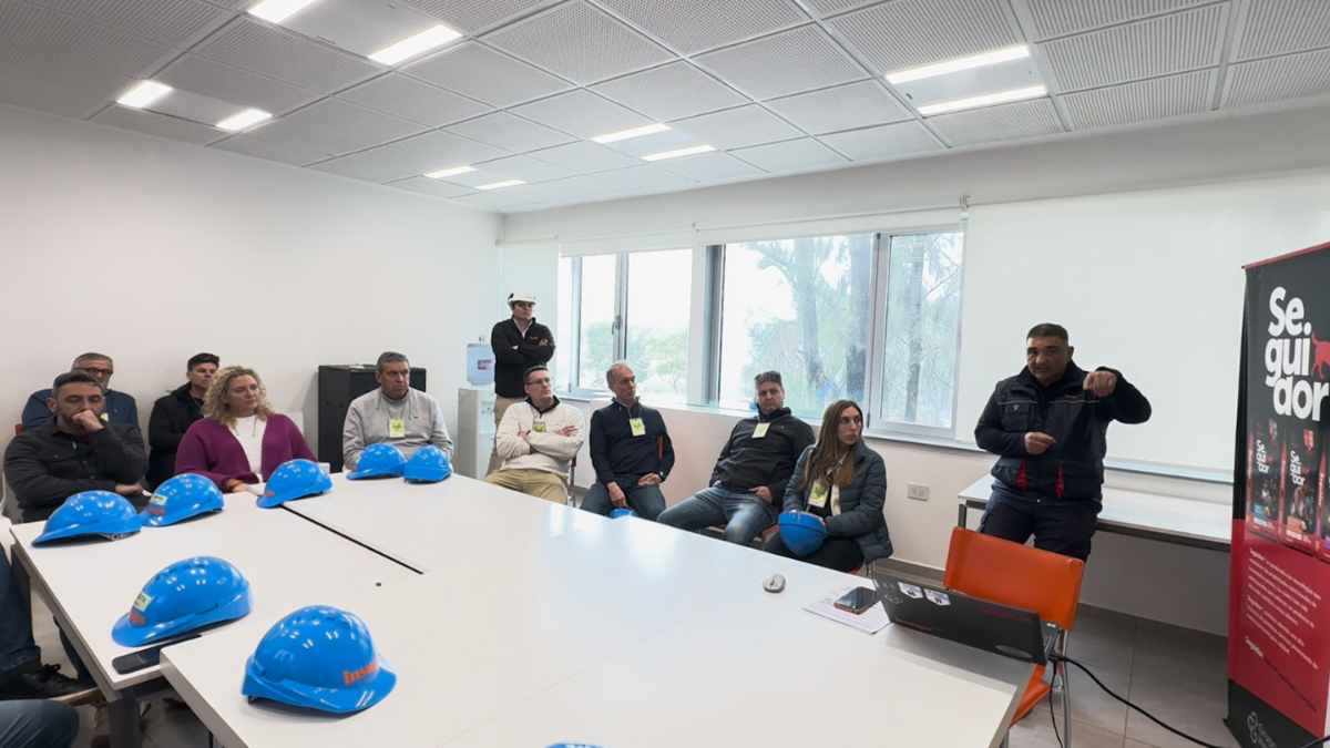 El encuentro de Vistage se realizó en las instalaciones de la planta de Insuga Chaco, en Puerto Tirol. El encuentro de Vistage se realizó en las instalaciones de la planta de Insuga Chaco, en Puerto Tirol.