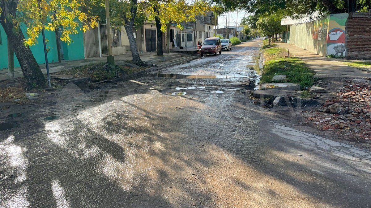 As&iacute; est&aacute; la esquina de la calle J.H. Vieytes en frente a la escuela Ballarini.&nbsp;