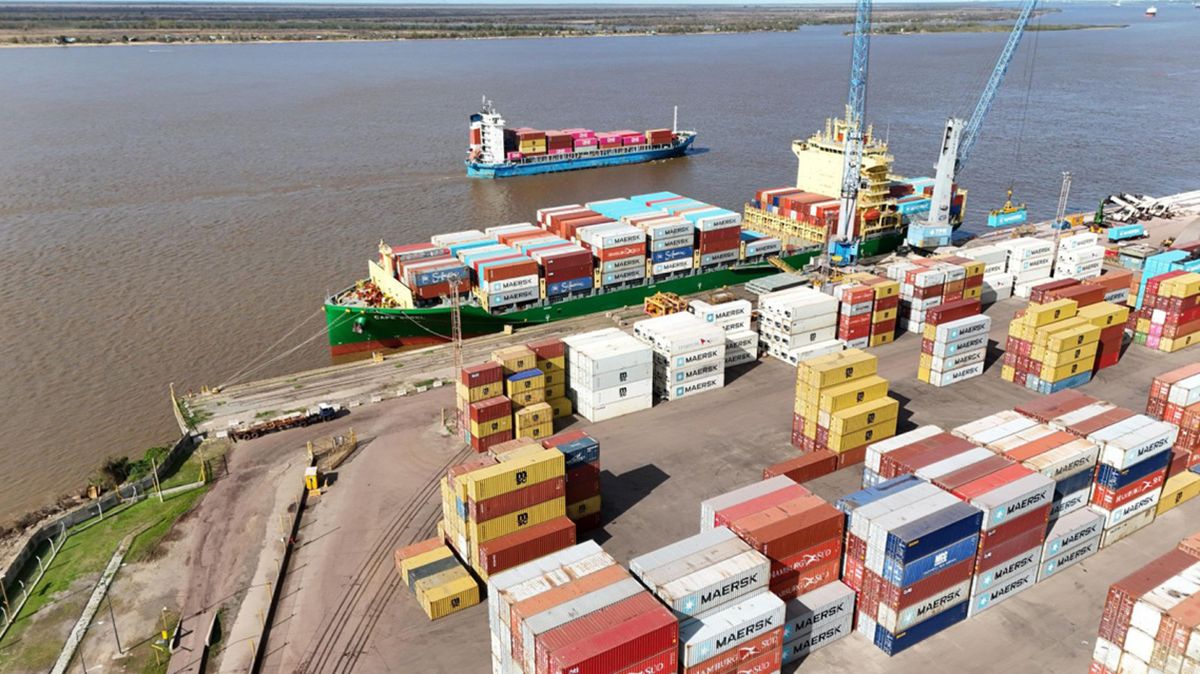 Santa Fe consolida su liderazgo logístico: más de 1,2 millones de toneladas y 860 operaciones en el primer trimestre de 2026. Santa Fe consolida su liderazgo logístico: más de 1,2 millones de toneladas y 860 operaciones en el primer trimestre de 2026.