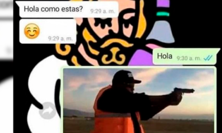 Debajo de su meme, su interlocutor explicó que se trataba de uno de los anunciantes de una empresa que por puesto de trabajo al cual la twittera le habría mandado un currículum como postulación. Debajo de su meme, su interlocutor explicó que se trataba de uno de los anunciantes de una empresa que por puesto de trabajo al cual la twittera le habría mandado un currículum como postulación.