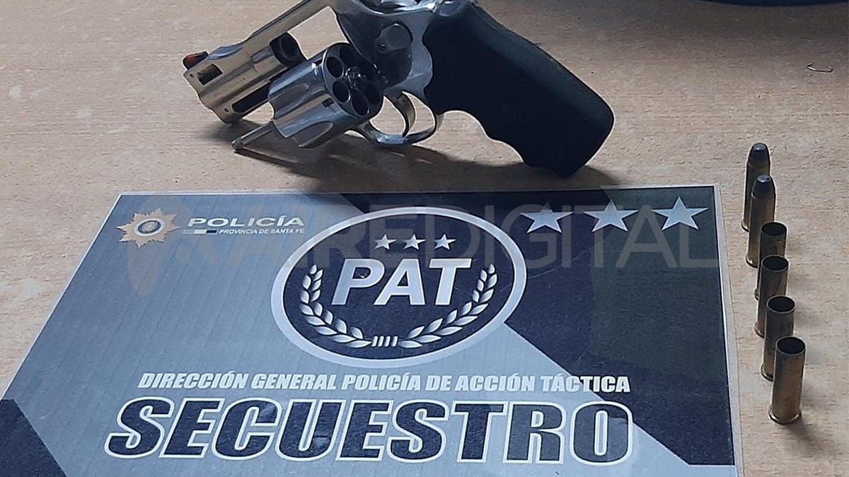 El arma que fue secuestrada en el procedimiento policial.