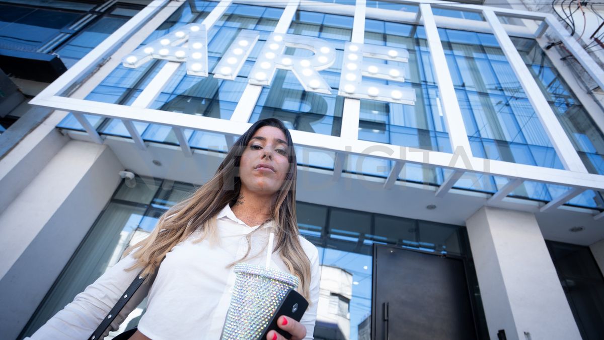 Catalina Gorostidi visitó el edificio de AIRE y habló de todo. Catalina Gorostidi visitó el edificio de AIRE y habló de todo.