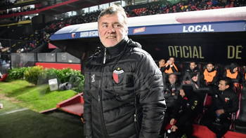 Un histórico de Colón no seguirá en el club por decisión de la dirigencia