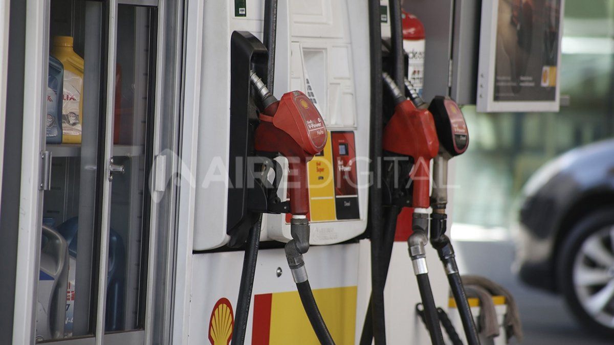 Postergan la actualización de impuestos a los combustibles líquidos