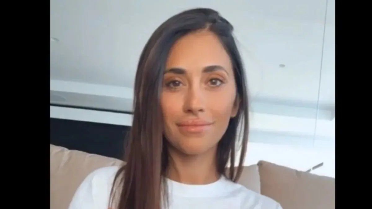 Cuando subió este video a las redes, en Twitter hicieron tendencia su nombre porque el cambio sorprendió a los seguidores.