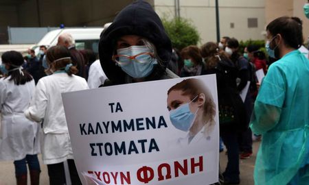 Grecia ha registrado 2.850 casos positivos de coronavirus, con 165 muertes, según el balance de la Universidad Johns Hopkins. Grecia ha registrado 2.850 casos positivos de coronavirus, con 165 muertes, según el balance de la Universidad Johns Hopkins.