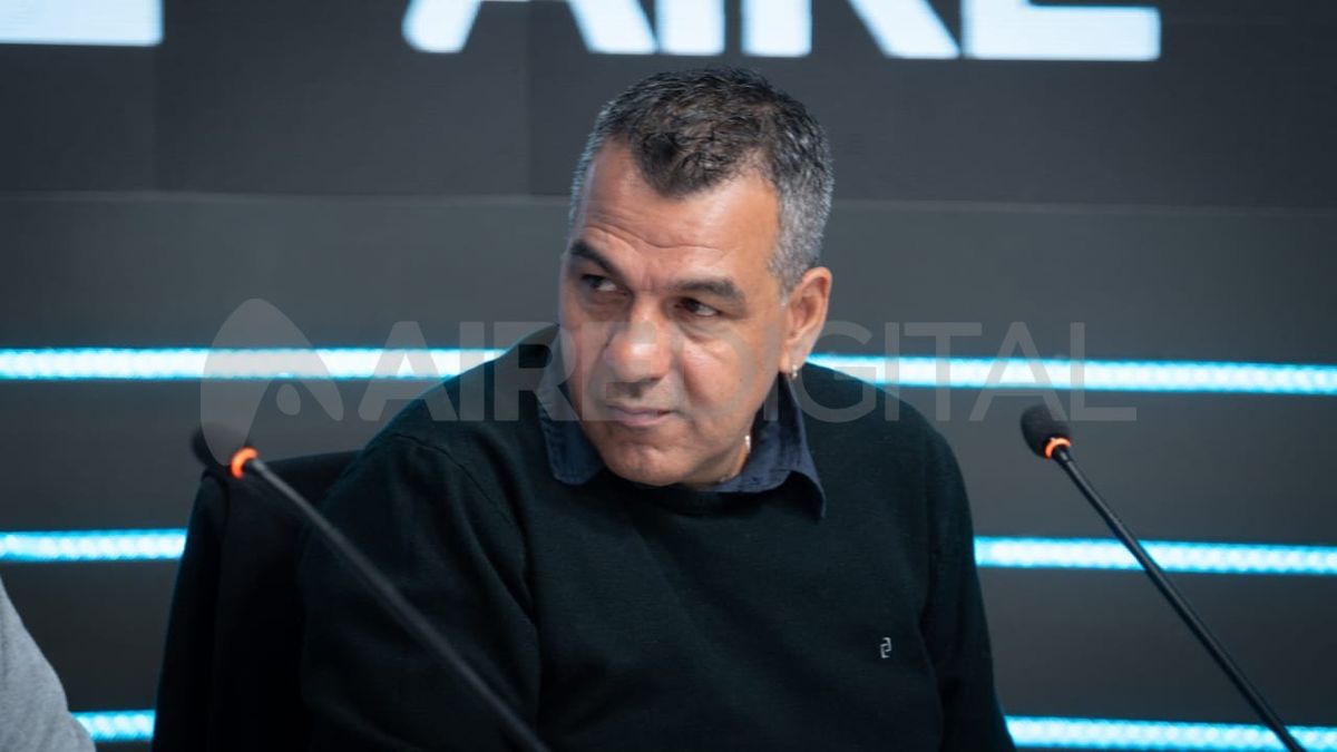 Damián Cóceres, presidente de Sociedad Radio Taxi de Santa Fe. Damián Cóceres, presidente de Sociedad Radio Taxi de Santa Fe.