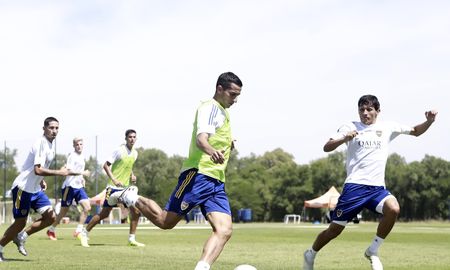 Boca enfrenta a Santos de Brasil por la Copa Libertadores y Diego González sería titular. Boca enfrenta a Santos de Brasil por la Copa Libertadores y Diego González sería titular.