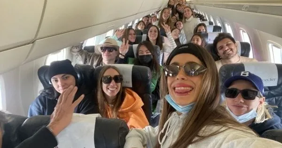 Tini Stoessel viajó con sus fans.
