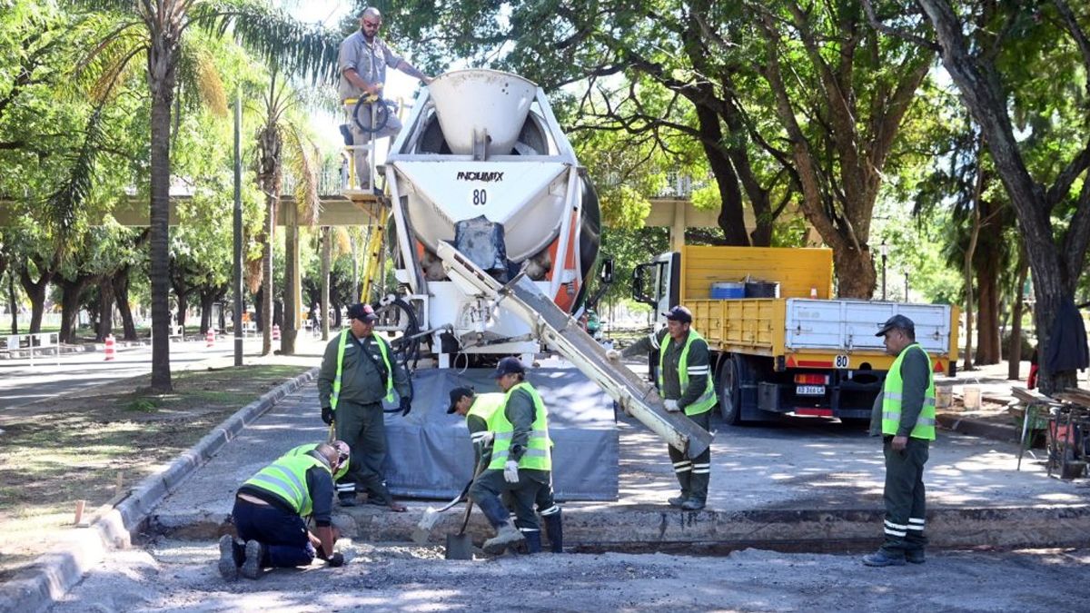 Comenzó la construcción del tercer manda peatón en la Costanera Oeste