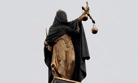 Justicia secreta: sólo dos de las 24 Cortes Supremas provinciales muestran las declaraciones juradas de todos sus jueces. Fotomontaje (Imagen Pixabay, S. Hermann & F. Richter) Justicia secreta: sólo dos de las 24 Cortes Supremas provinciales muestran las declaraciones juradas de todos sus jueces. Fotomontaje (Imagen Pixabay, S. Hermann & F. Richter)