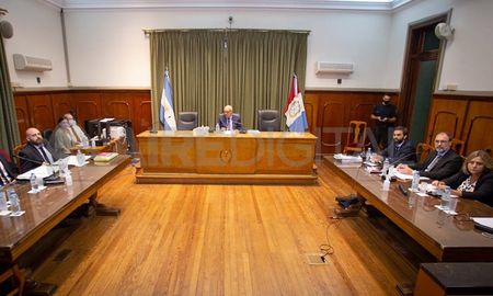Defensores y fiscales hicieron sus planteos ante el juez Sebastian Creus en la sala 5 de la Cámara de Apelaciones. Defensores y fiscales hicieron sus planteos ante el juez Sebastian Creus en la sala 5 de la Cámara de Apelaciones.