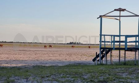 El fenómeno de la sequía y la faltante de lluvias en la región siguen generando consecuencias negativas, tanto para la economía vinculada al turismo como a la producción primaria. El fenómeno de la sequía y la faltante de lluvias en la región siguen generando consecuencias negativas, tanto para la economía vinculada al turismo como a la producción primaria.