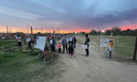 Los vecinos de barrio Cabal habían refaccionado el terreno y Nación proyectó una obra en el mismo. Los vecinos de barrio Cabal habían refaccionado el terreno y Nación proyectó una obra en el mismo.