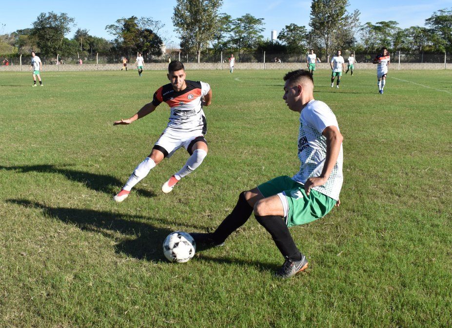 Cuatro punteros en la Liga Santafesina