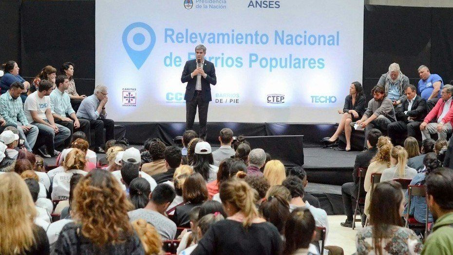 Preparan un nuevo índice para medir la pobreza, sin anular el del INDEC