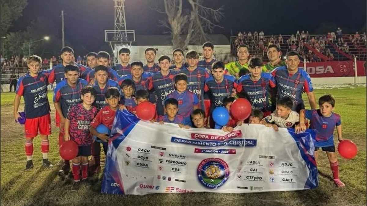 Ceres Uni&oacute;n tambi&eacute;n clasific&oacute; a los cuartos de final de la Copa Departamento San Crist&oacute;bal de F&uacute;tbol. Foto: Ceres Ciudad.
