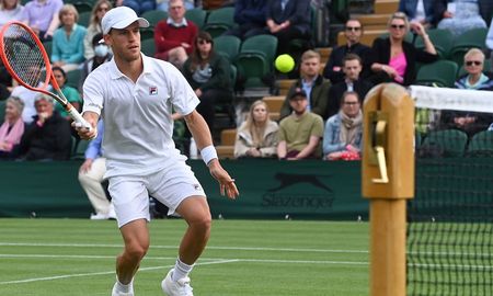 Diego Schwartzman juega este viernes por la tercera ronda de Wimbledon ante el húngaro Marton Fucsovics. Diego Schwartzman juega este viernes por la tercera ronda de Wimbledon ante el húngaro Marton Fucsovics.