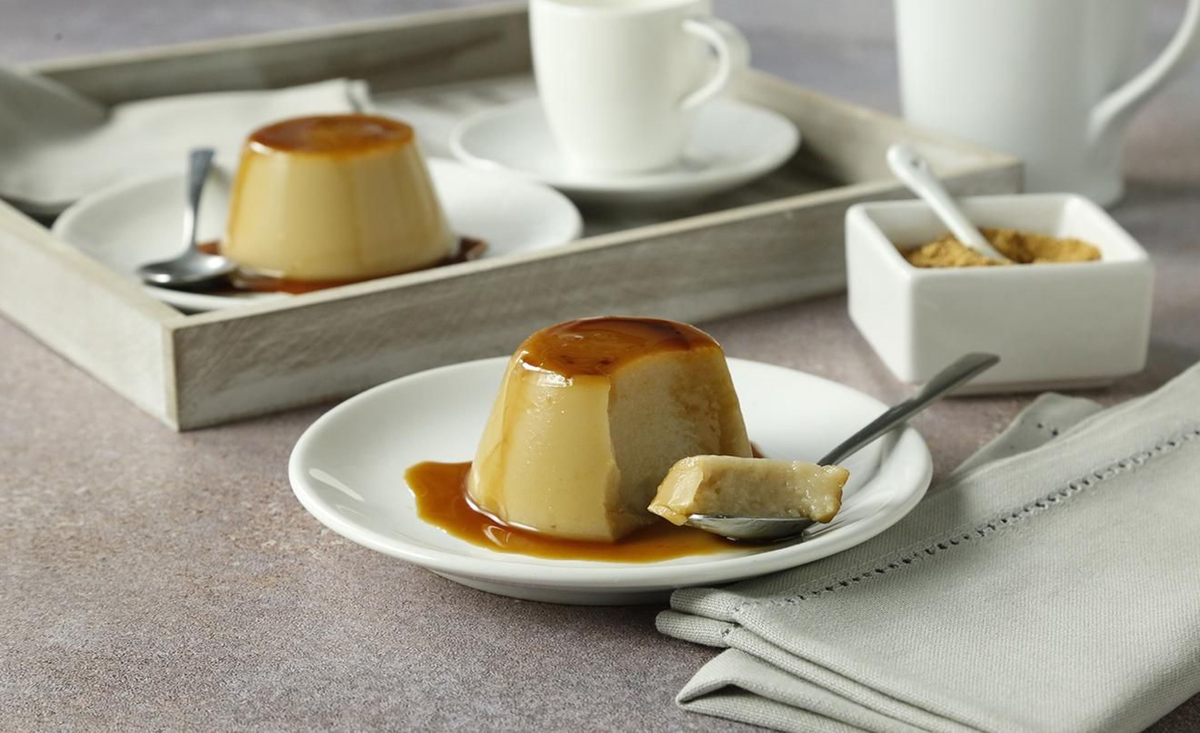 El flan vegano es sencillo de hacer en casa y es un postre muy delicioso. El flan vegano es sencillo de hacer en casa y es un postre muy delicioso.