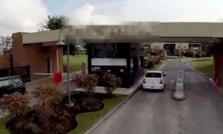 El fiscal Federico Weinstein aguarda que la mujer se recupere del disparo que recibió en el estómago para que pueda declarar. El chico de 14 años sigue internado con riesgo de muerte. El fiscal Federico Weinstein aguarda que la mujer se recupere del disparo que recibió en el estómago para que pueda declarar. El chico de 14 años sigue internado con riesgo de muerte.
