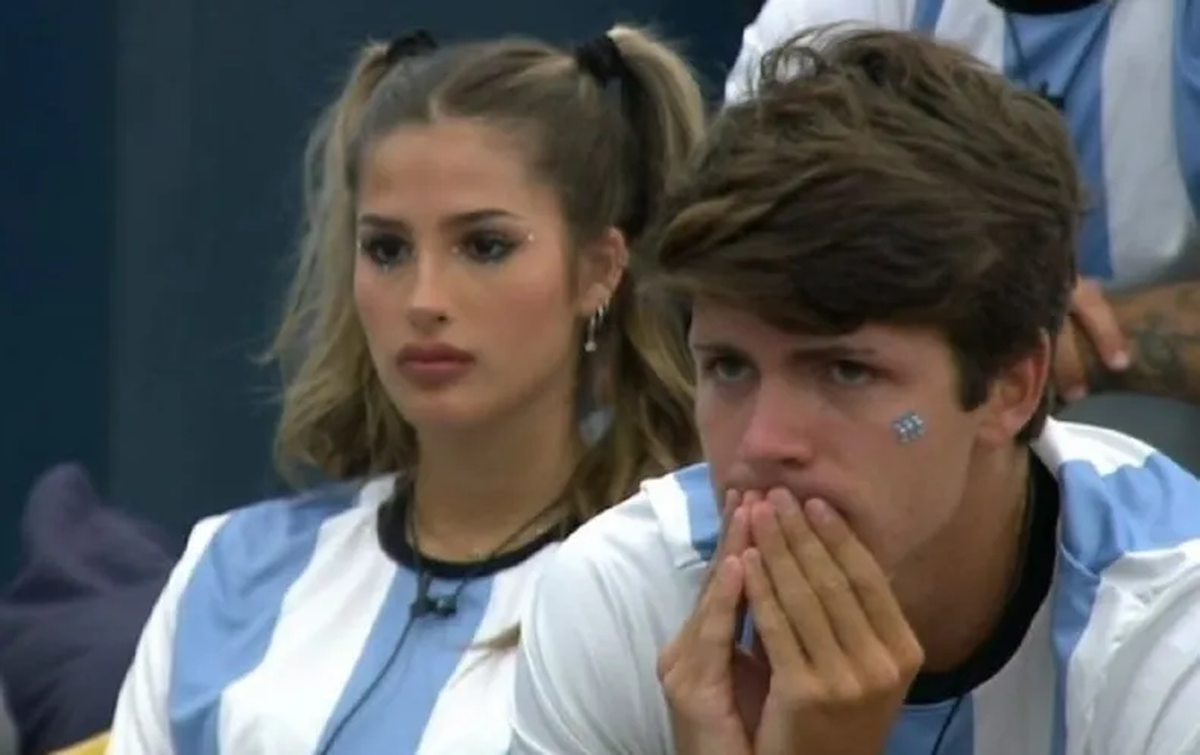 Julieta Poggio reveló de qué club es hincha y ahora la quieren en la tribuna. Julieta Poggio reveló de qué club es hincha y ahora la quieren en la tribuna.