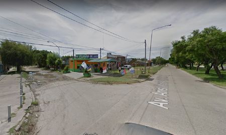 Aristóbulo del Valle y Juan Larrea: chocaron dos motos Aristóbulo del Valle y Juan Larrea: chocaron dos motos