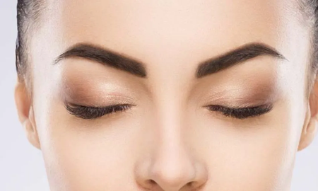 Cómo depilar y maquillar tus cejas como una profesional Cómo depilar y maquillar tus cejas como una profesional