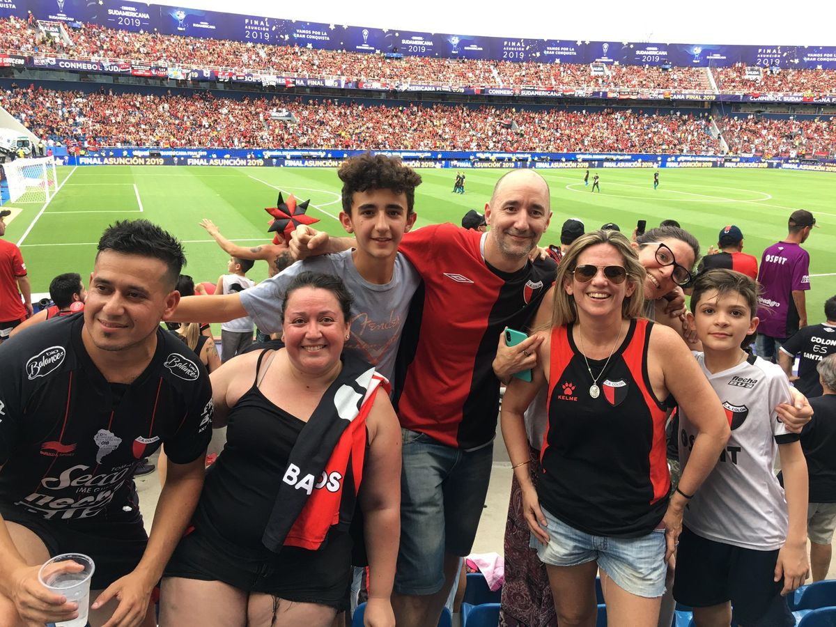 Ser hincha de Colón: una herencia sin razones