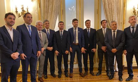 La decisión derivará en nuevas presentaciones judiciales: ya hay distritos que en otras oportunidades llegaron a la Corte Suprema de Justicia. La decisión derivará en nuevas presentaciones judiciales: ya hay distritos que en otras oportunidades llegaron a la Corte Suprema de Justicia.