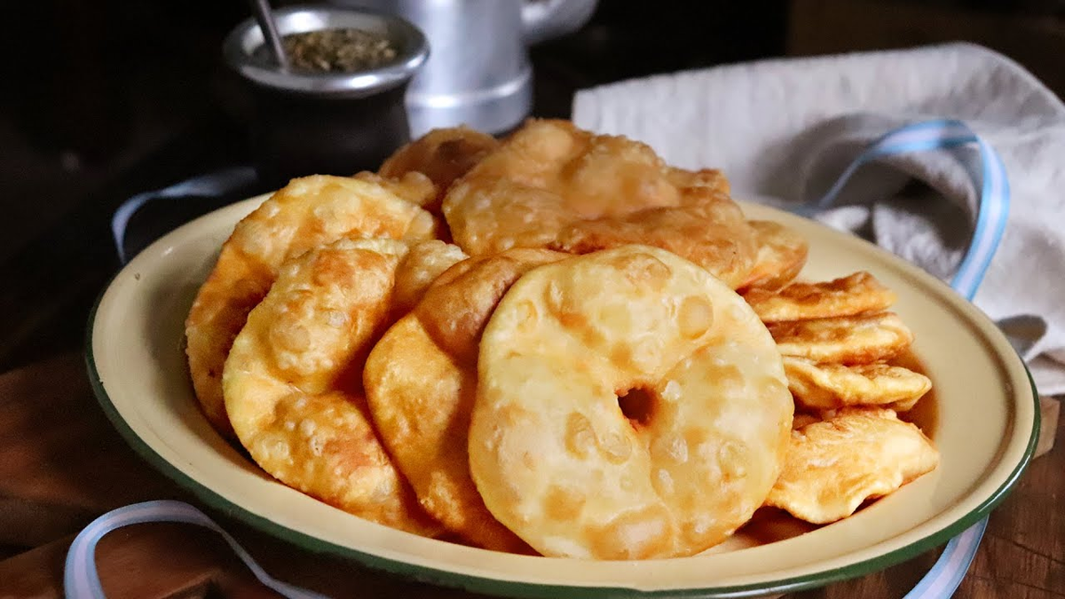 La receta para hacer tortas fritas es muy sencilla. La receta para hacer tortas fritas es muy sencilla.