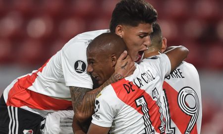 River enfrenta a Arsenal por la tercera fecha de la Zona Campeonato de la Copa Diego Maradona. River enfrenta a Arsenal por la tercera fecha de la Zona Campeonato de la Copa Diego Maradona.