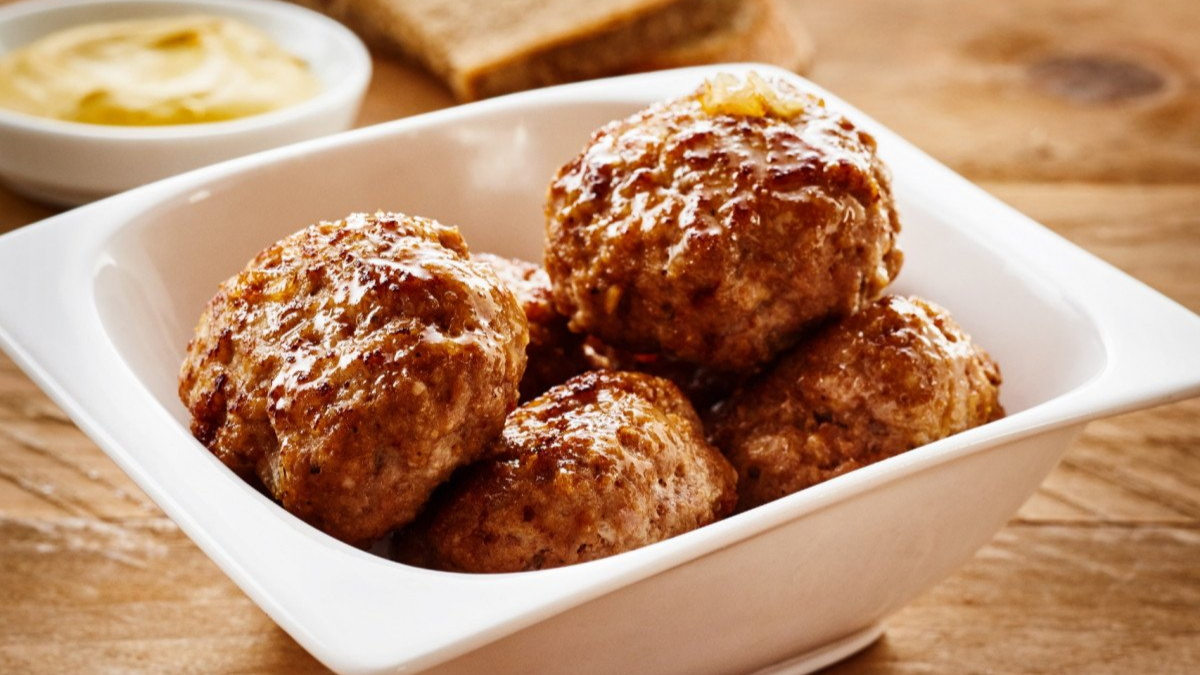 El frikadeller es una receta danesa que se prepara con ingredientes sencillos que podés conseguir en cualquier supermercado. El frikadeller es una receta danesa que se prepara con ingredientes sencillos que podés conseguir en cualquier supermercado.