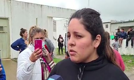Denuncian que un chico de siete años fue abusado por sus compañeros en el baño de la escuela de Berisso: Mi nene gritaba y decía que lo lastimaban