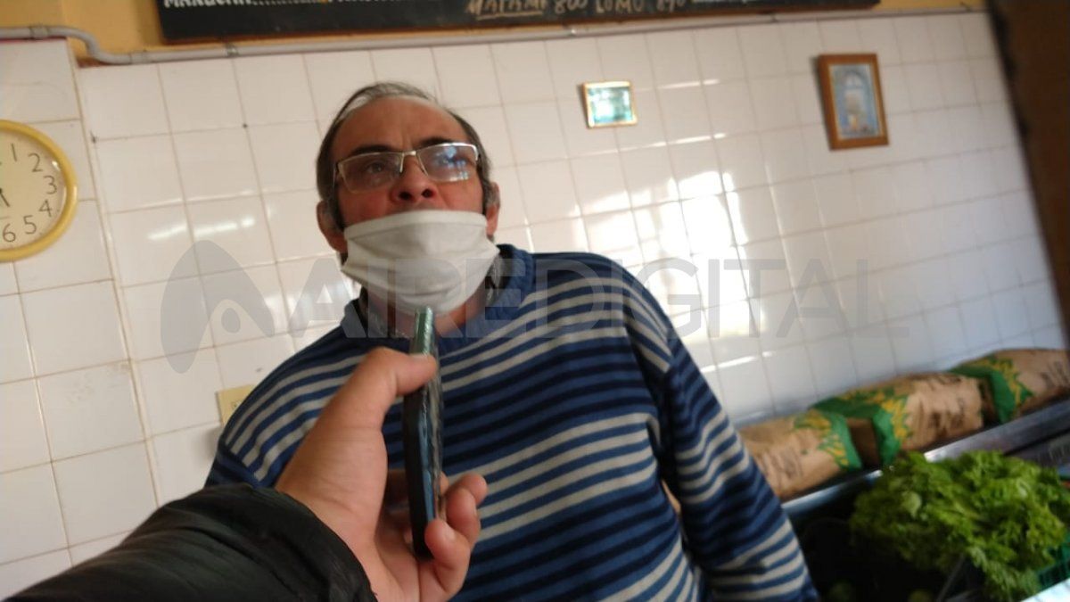 Gustavo Lovino tiene su carnicería desde hace 24 años en Villa HIpódromo