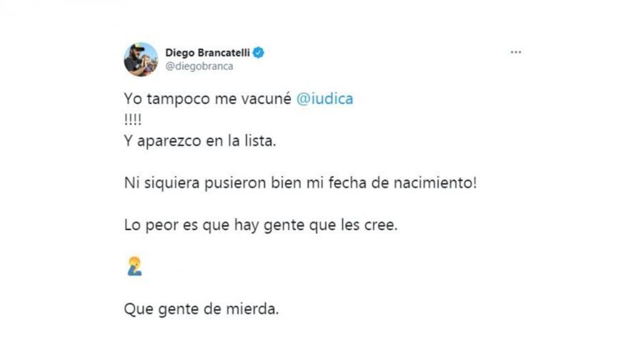 El tuit de Diego Bancáteles por la lista falsa de vacunados VIP 