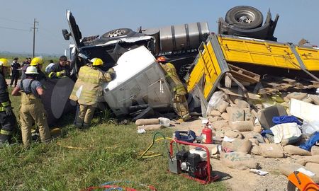 Accidente en la ruta provincial N° 10 en inmediaciones de Santa Clara de Buena Vista Accidente en la ruta provincial N° 10 en inmediaciones de Santa Clara de Buena Vista