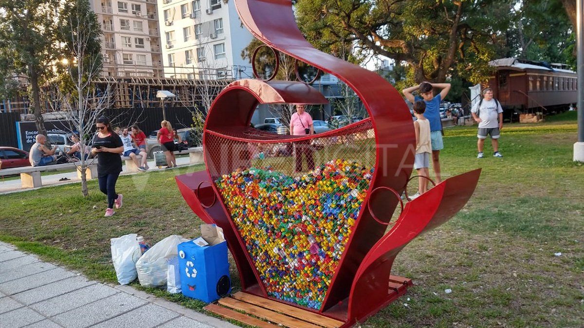 Inauguraron un monumento al corazón de los niños en el día de las Cardiopatías Congénitas