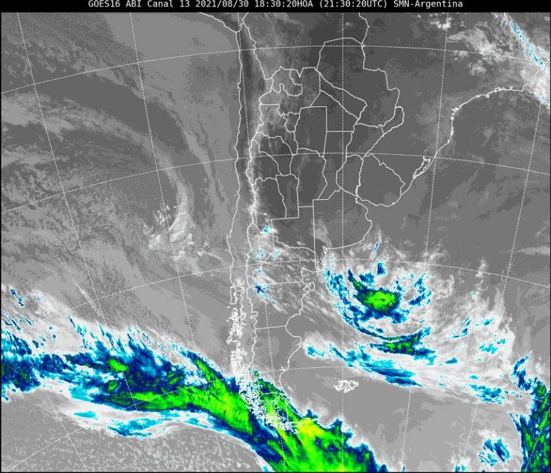 En la imagen satelital se observa que continuamos con poca nubosidad en el centro y norte del país
