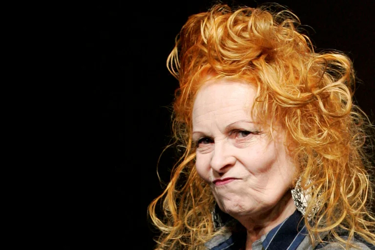 Criticando la moda desechable y los hábitos de consumo donde la cantidad está sobre la calidad, aseveró: “Todo el mundo parecen clones".