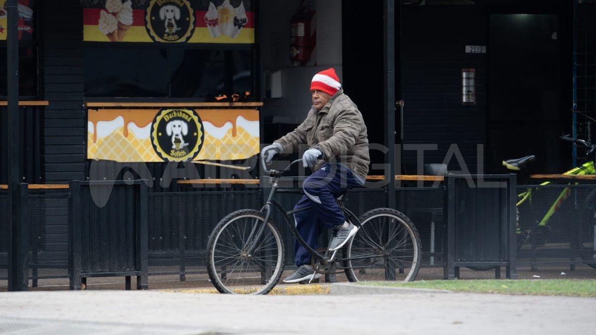 En Santa Fe, la estación meteorológica ubicada en barrio Sargento Cabral registró una temperatura mínima de 0,6° C.